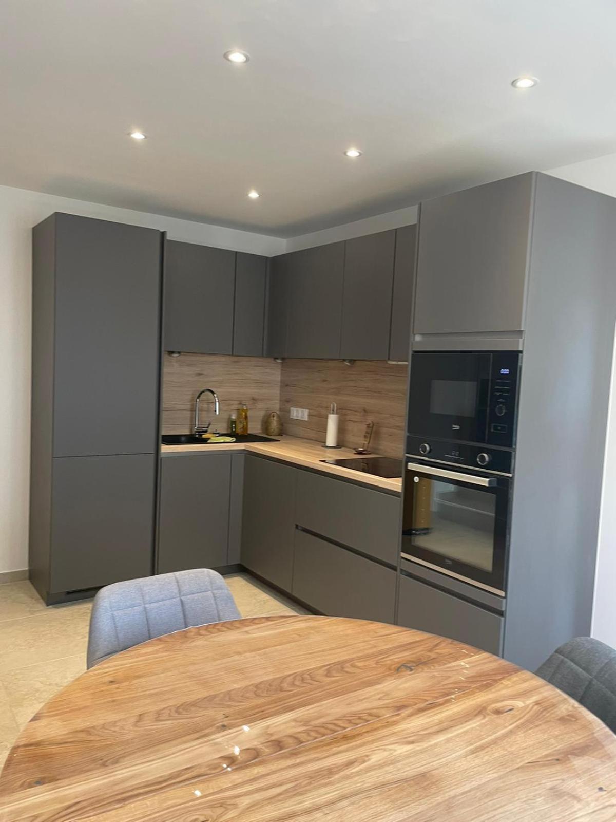 La Brise Du Brusc Apartment *